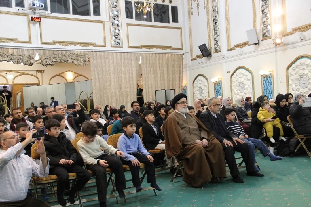 İngiltere İslam Merkezi Kur’an yarışması kazananları ödüllendirildi