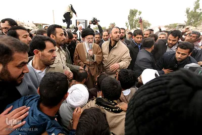 حضور رهبر معظم انقلاب در منطقه زلزله‌زده سرپل ذهاب