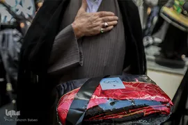 پرچم عزا بر فراز حسینیه کربلایی‌های تهران