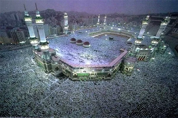 Pendifinisian semula haji dalam Al-Quran; Dimensi akhlak haji