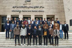 Studenten der Al-Ameed Universität zu Besuch in der Ferdowsi Universität im Iran