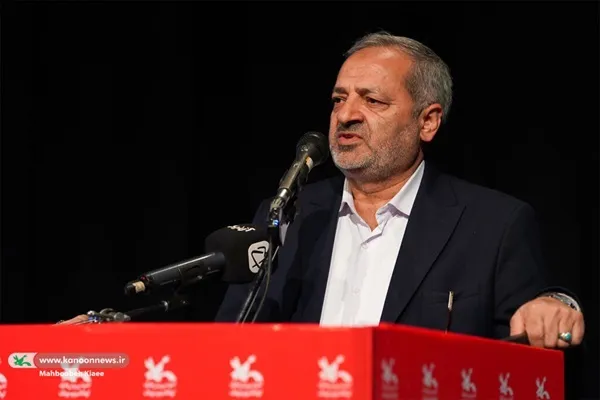 تئاتر را برای اهداف اخلاقی و دینی استفاده کنیم
