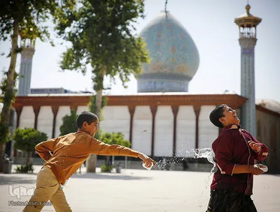 حضور کودکان در حرم شاهچراغ (ع)