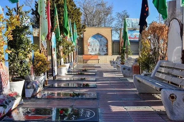 ساماندهی گلزار شهدای کردستان در اولویت تخصیص اعتبارات قرار می‌گیرد