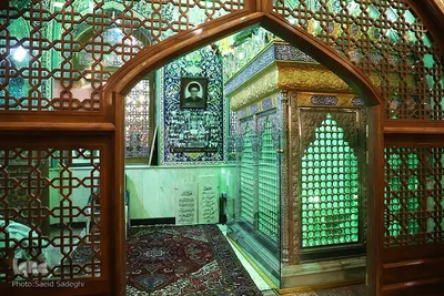 مسجد مقبره تبریز، مقبره اولین شهید محراب
