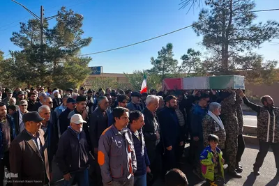 تشییع پیکر شهید گمنام دفاع مقدس در انارک