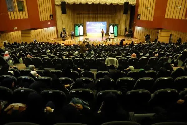 اجلاسیه «ریحانه‌های مشق ایثار» در چهارمحال‌و‌بختیاری برگزار شد