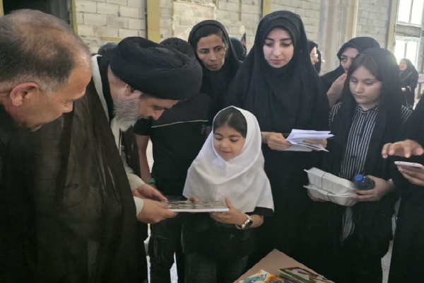 برپایی ایستگاه نقاشی دارالقرآن برای کودکان ماکو