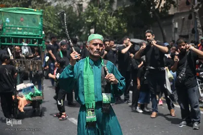 حرکت نمادین کاروان بنی اسد در خیابان های تهران