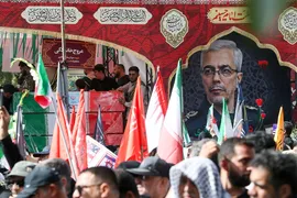 تشییع پیکر ۶۰ شهید اقتدار در تهران