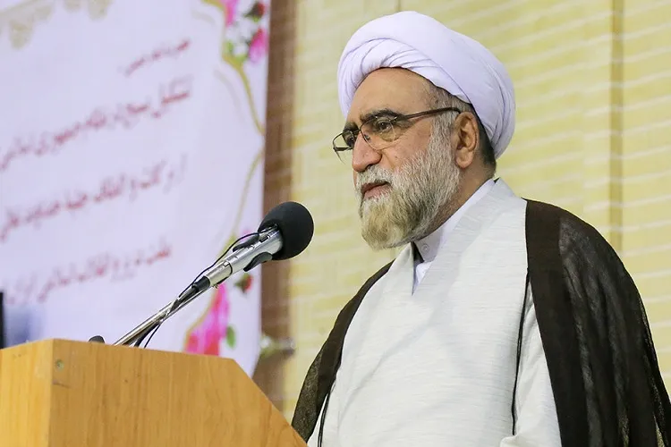 حضور جمعیت ده‌ها میلیونی در مراسم تشییع حاج‌قاسم نشان از اخلاص او‌ست
