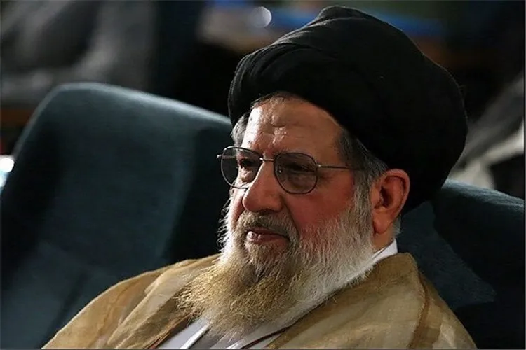 حکومت اسلامی با انتخاب رهبر در اختیار فردی حکیم است