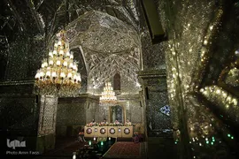 جزء خوانی قرآن کریم در حرم مطهر شاهچراغ (ع)