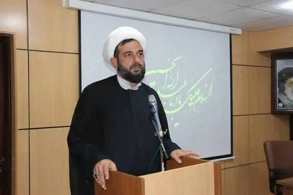 جایگاه زن را به معنای واقعی در جامعه ارتقا دهیم