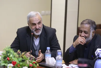 ولی یاراحمدی در نشست سهم جامعه قرآنی در مشاکت پرشور