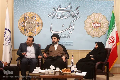 حضور حجت‌الاسلام طباطبایی،‌رئیس حوزه هنری خوزستان در تحریریه ایکنا خوزستان 