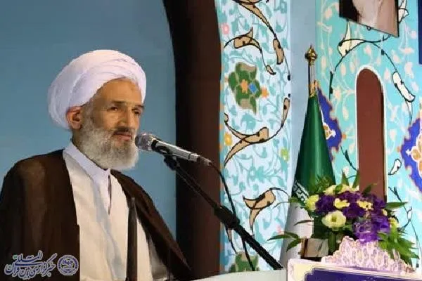 تعظیم شعائر اسلامی به دور از خرافه و بدعت‌ باشد