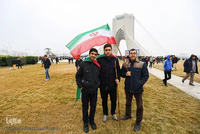 پایه کار انقلاب اسلامی ایران هستیم
