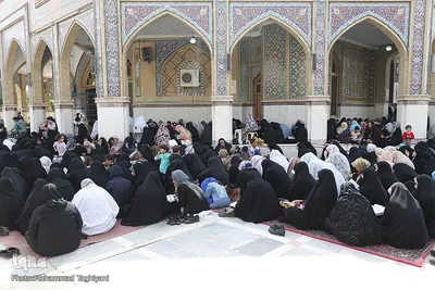 مراسم دعای عرفه در امامزاده طاهر(ع) کرج