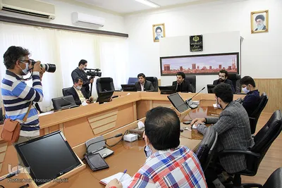 دیدار جمعی از اصحاب رسانه یزد با مدیرکل روابط عمومی استانداری یزد