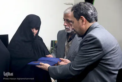 دیدار نمایندگان جامعه قرآنی با خانواده شهید «مهدی خاتمی»