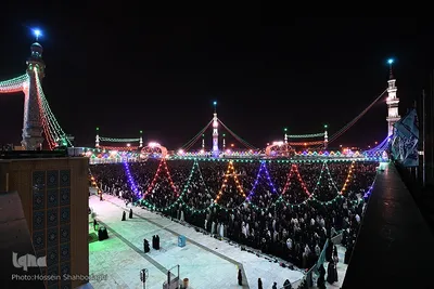 مسجد مقدس جمکران در شب نیمه شعبان