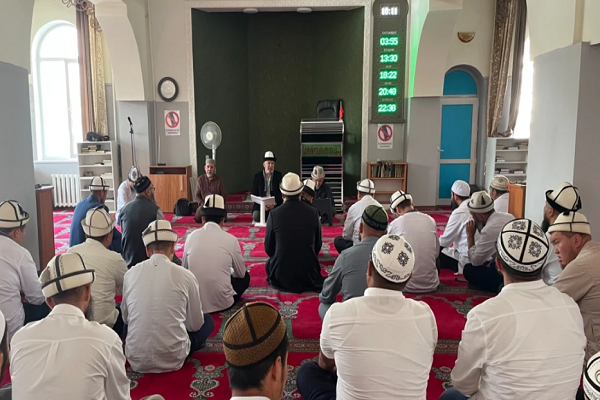 Kyrgyz Mosques to Host Summer Quran Courses  