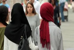 Ang Hijab ay Isang Espirituwal na Tagapagbantay: Babae na Muslim sa US