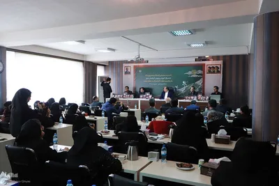 نشست صمیمی مدیرکل آموزش و پرورش آذربایجان شرقی با اصحاب رسانه