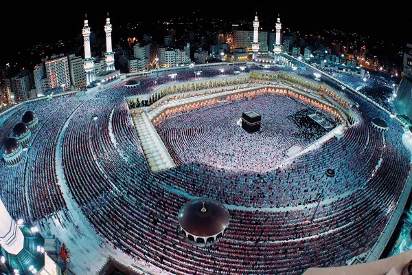 حج؛ عظیم‌ترین مظهر مساوات انسان‌ها