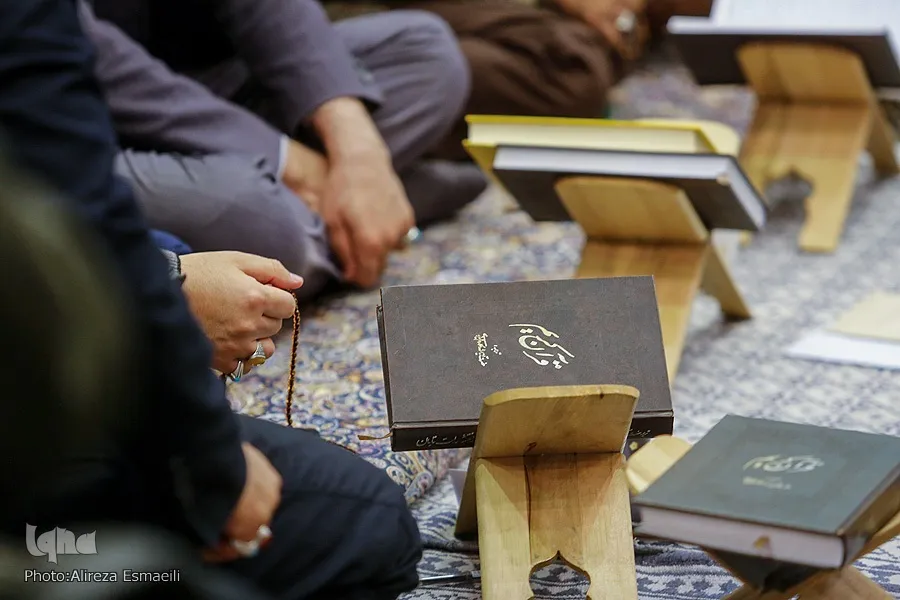 محفل قرآنی آرمان برگزار می‌شود