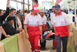 خدمت‌رسانی تیم درمانی هلال‌ احمر زنجان به زائران اربعین