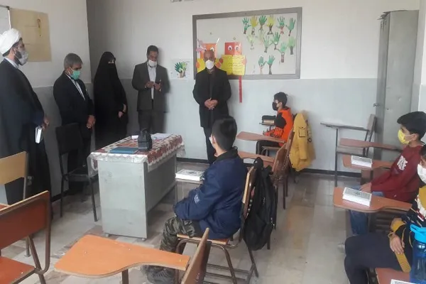 بازدید مسئولان اتحادیه قرآنی اصفهان از مهد قرآن بُرخوار و مدرسه حفظ اهل بیت(ع)
