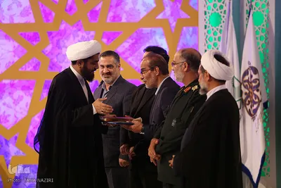 آئین اختتامیه مرحله نهایی مسابقات سراسری قرآن – اراک/عکاس:طاها نظیری