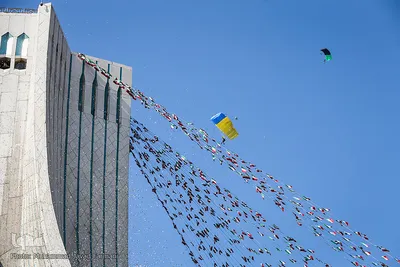 راهپیمایی ۲۲ بهمن "خیابان آزادی"