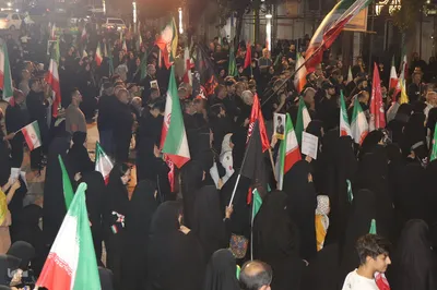 تجمع مردم انقلابی ملایر برای خون خواهی امام شهید