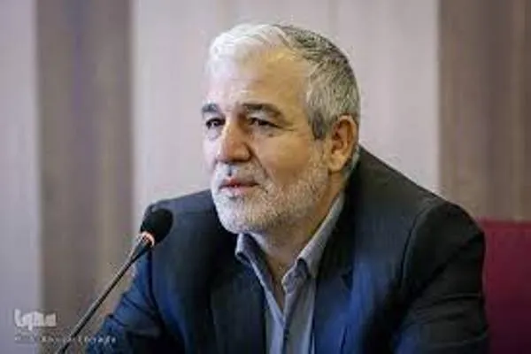 مقابله با فروش مقاله و پایان‌نامه نیازمند عزم ملی است