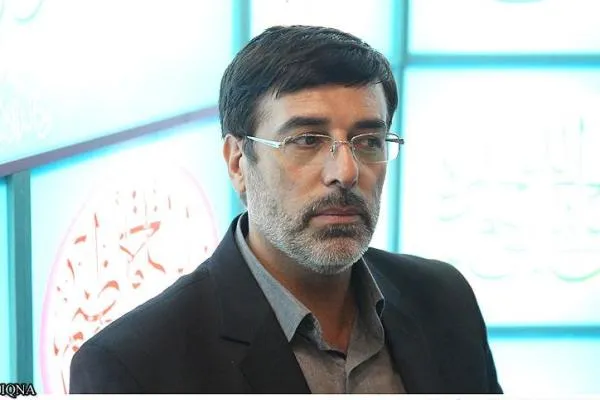 صاحبان نظرات متفاوت را از جرگه دینداران خارج نکنیم