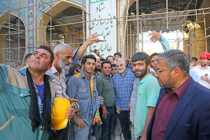 بازدید سردار سلیمانی از بزرگترین پروژه عمرانی مذهبی جهان اسلام + عکس