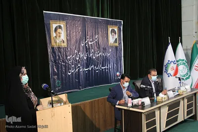 نشست خبری نقوی شهردار و اعضای شورای اسلامی شهر میبد‎‎