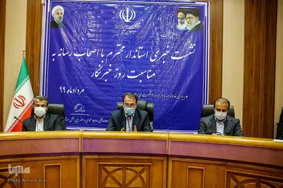 دیدار عنایت الله رحیمی استاندار فارس با خبرنگاران