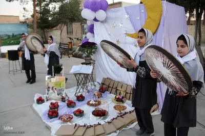 جشن تکریم روزه اولی‌ها در شاهدیه یزد