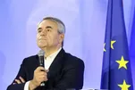 Vive polémique après les propos de Xavier Bertrand sur la vie des minorités en France