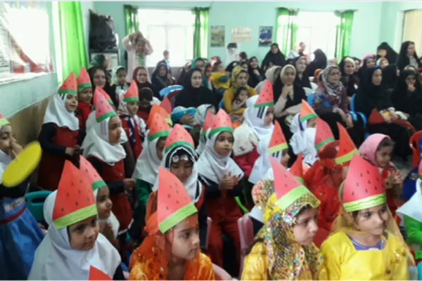 تربیت فرزندان در مکتب قرآن/ قرآن‌آموزان نونهال بخش آبدان تجلیل شدند