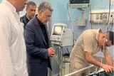 عیادت وزیر بهداشت از مجروحان حملات آمریکا و اسرائیل