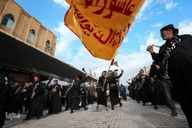 سامرا در سوگ امام هادی(ع)