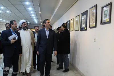 بازدید استاندار از نمایشگاه هفته قرآن و عترت/عکاس: زهرا بهرامی