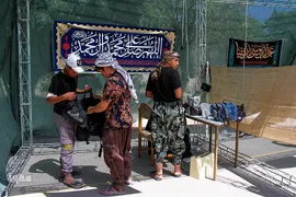زائران پیاده امام رضا(ع)