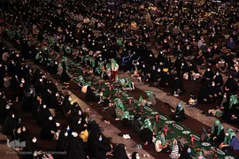 مراسم بزرگ‌ترین سفره نذری حضرت رقیه(س) در میدان آیینی امام حسین(ع)