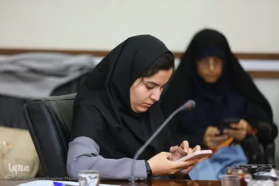 نشست «ادبیات خلاقانه و نوجوان امروز» در دفتر تبلیغات اسلامی اصفهان